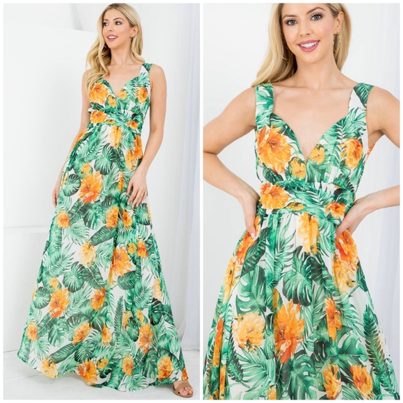 Gorgeous Feminine Chic Tropical Print Maxi Dress - Picture 9 of 9